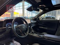 تۆیۆتا کراون